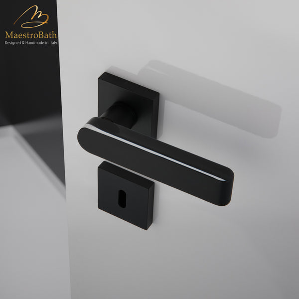 GIRO Crystal Door Handle | Black